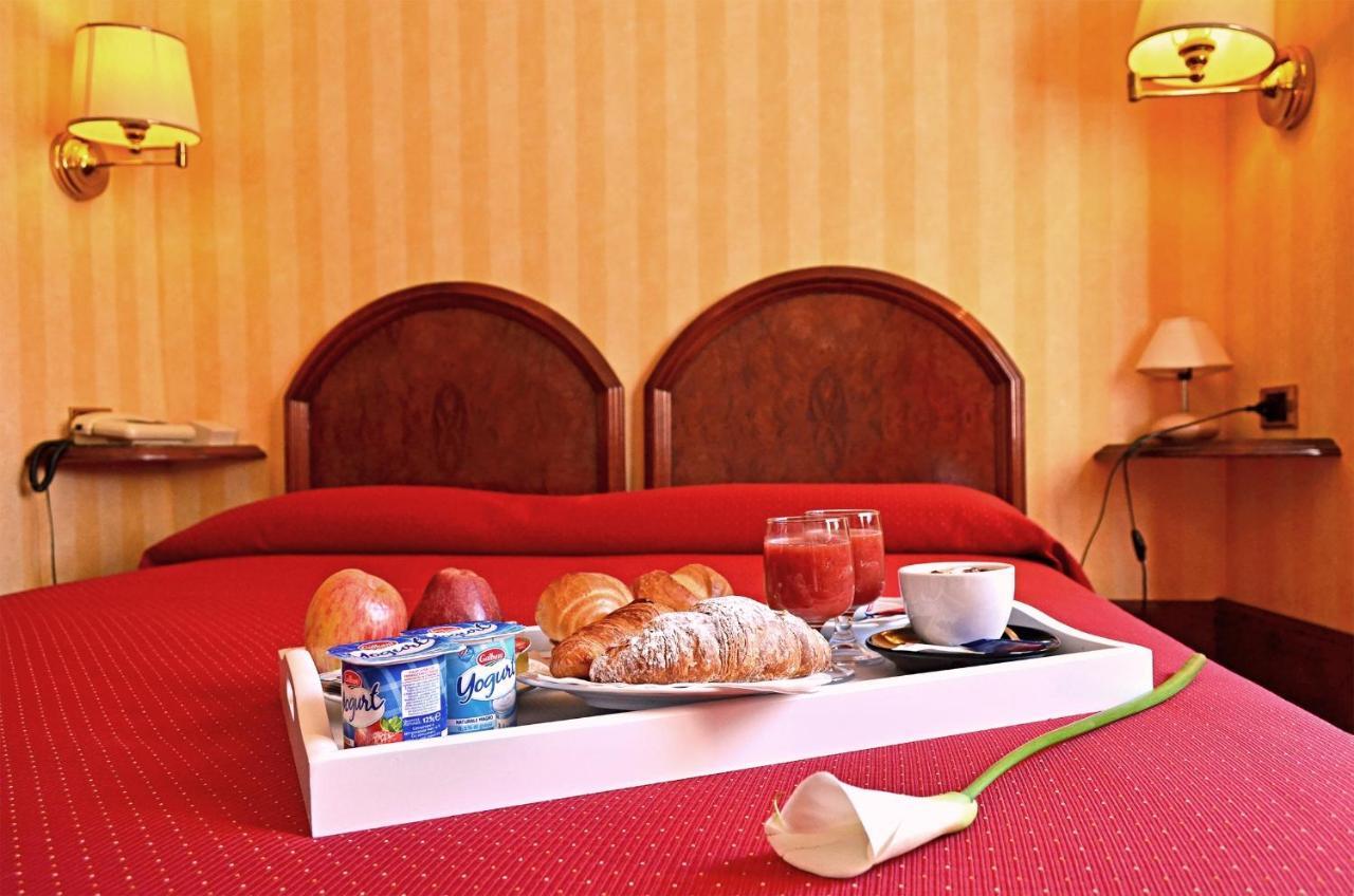 Hotel Miro' Rapallo Cameră foto